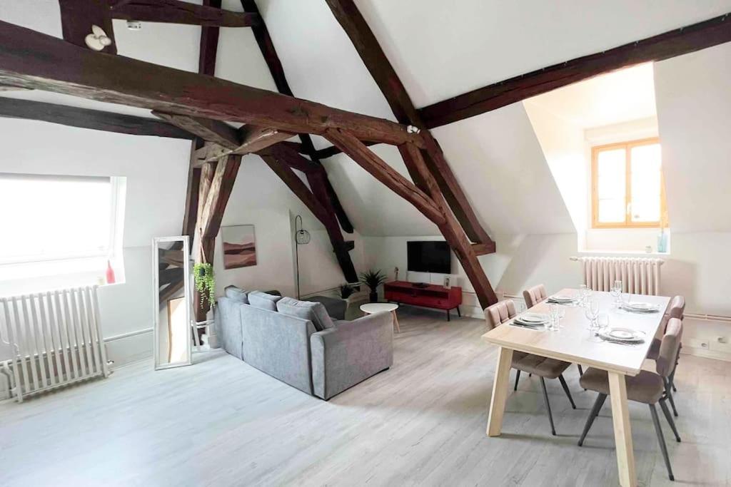 Apartment Charme Plein Coeur - Parking Prive *